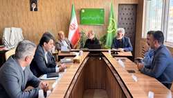 دیدار سفیر ایران در یونسکو با رئیس سازمان برای برنامه‌ریزی جشنواره ملی عناب و زرشک در پایتخت